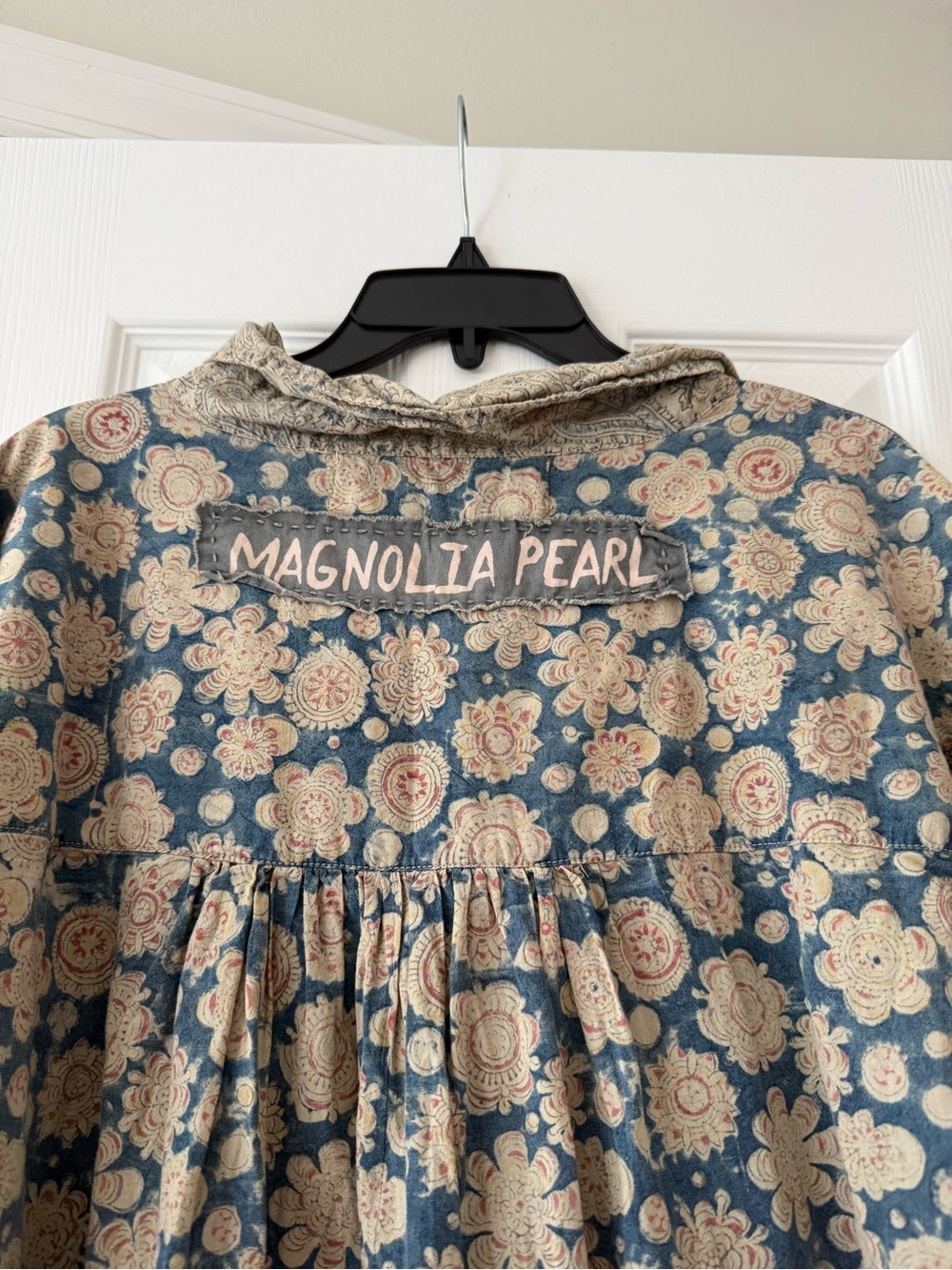 Magnolia Pearl Block Print Tora Shirt 1114 Rourke Oversized Button Neck - Picture 8 of 12